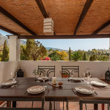 Apartment Cozy Apartment, With Mountain Views And Large Private Terrace, On The Golden Mile, Marbella
