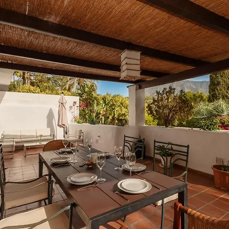 Apartment Cozy Apartment, With Mountain Views And Large Private Terrace, On The Golden Mile,
