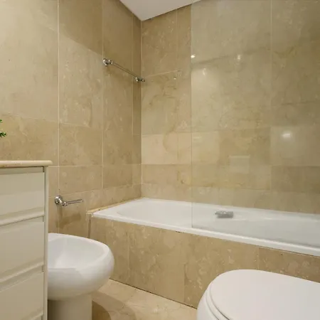 Apartment Cozy Apartment, With Mountain Views And Large Private Terrace, On The Golden Mile, Marbella
